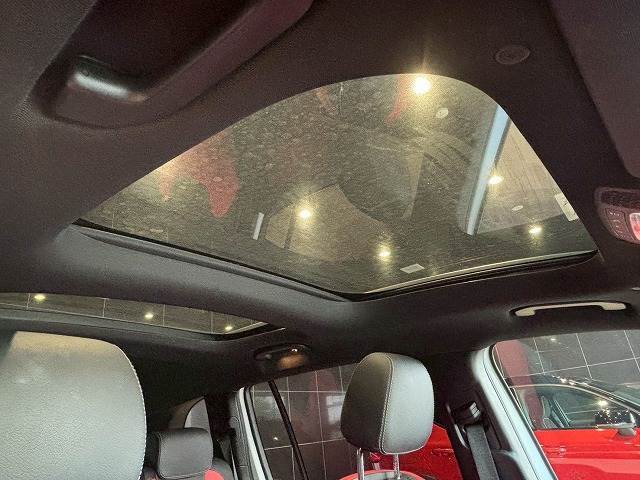 GLB-CLASSGLB 200d 4MATIC AMGライン 内装他