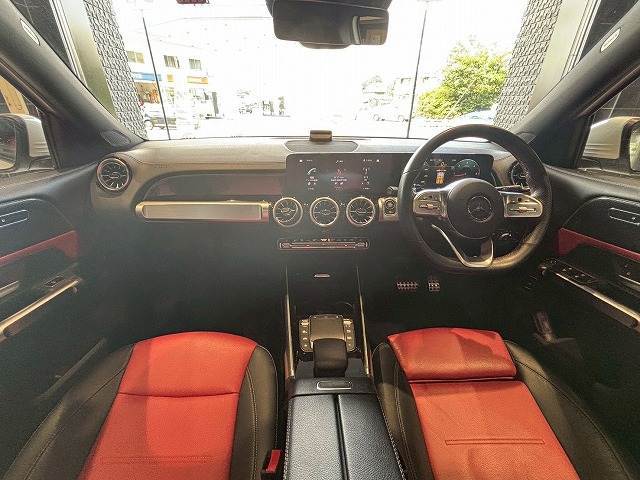 GLB-CLASSGLB 200d 4MATIC AMGライン 内装他