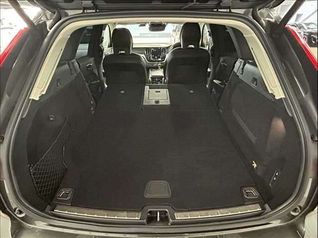 ボルボ XC60の画像18