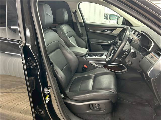 ジャガー F-PACEの画像7