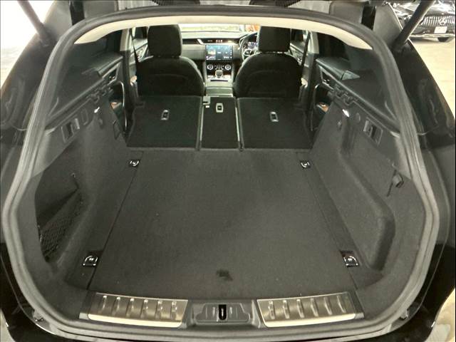 ジャガー F-PACEの画像18