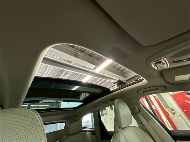 ボルボ XC60の画像3