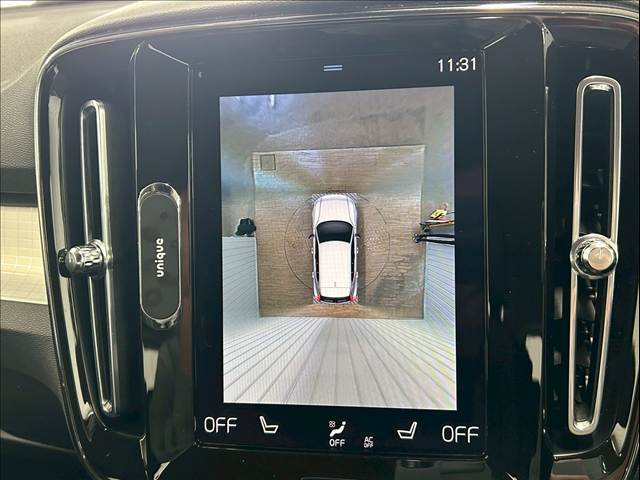 XC40B3 Momentum 内装他