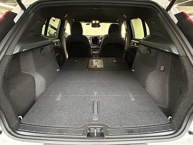 ボルボ XC40の画像18
