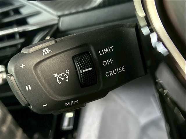 2008Allure 内装他