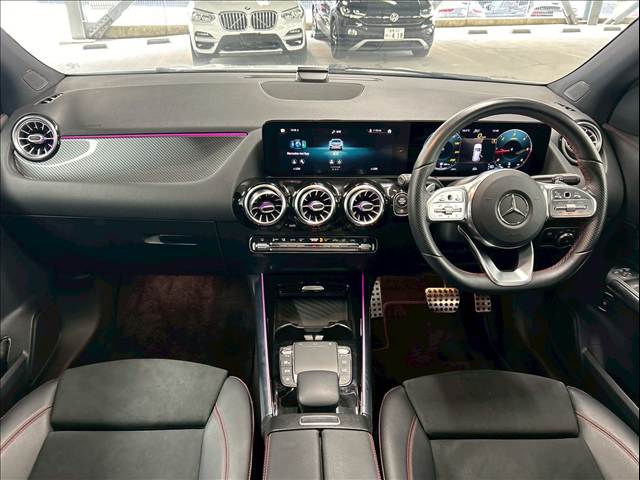 GLA-CLASSGLA 200d 4MATIC AMGライン 内装他