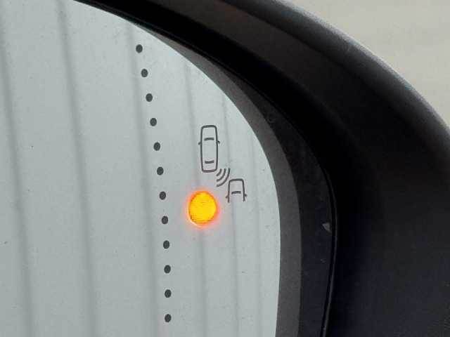 CAPTURインテンス 内装他