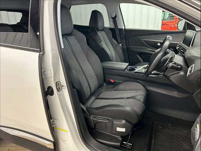 プジョー 3008の画像7