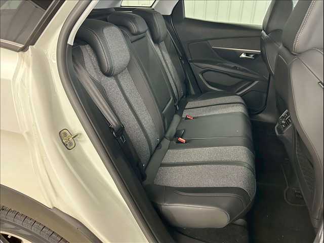 プジョー 3008の画像8