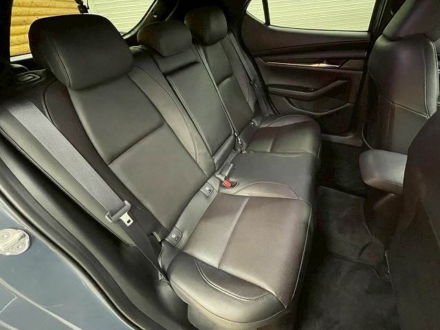 マツダ MAZDA3 FASTBACKの画像9