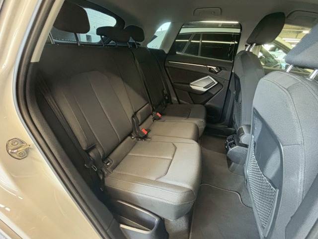 アウディ Q3の画像8