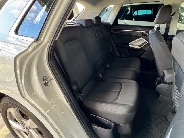 アウディ Q3の画像12