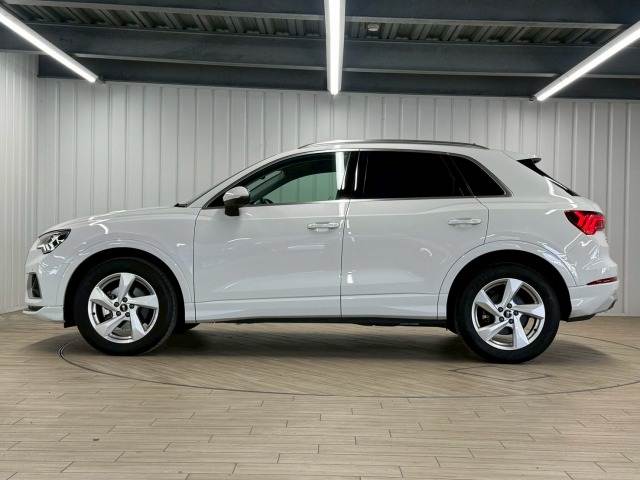 アウディ Q3の画像16