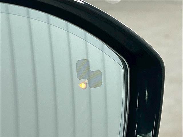 ジャガー E-PACEの画像6