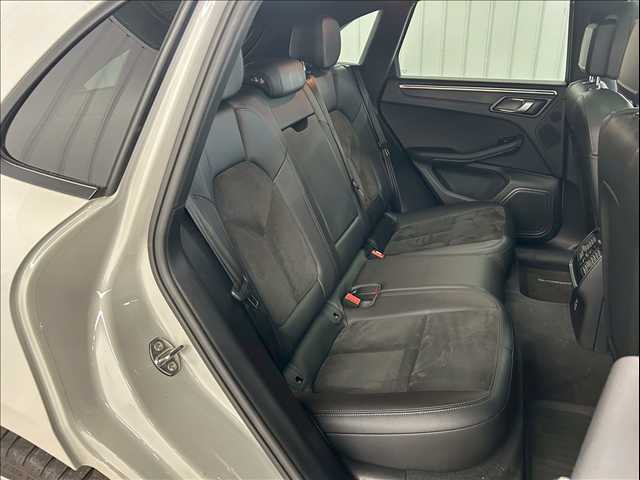 ポルシェ マカンの画像8