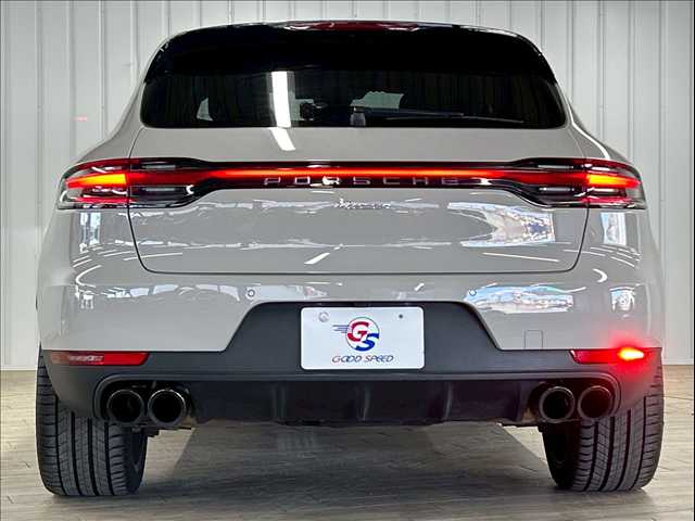 ポルシェ マカンの画像14