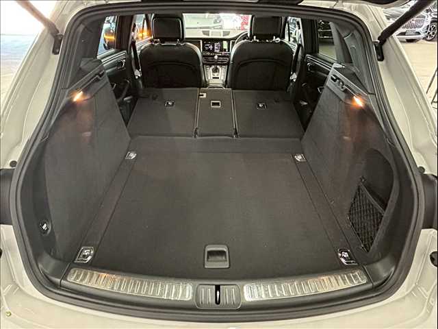 ポルシェ マカンの画像18