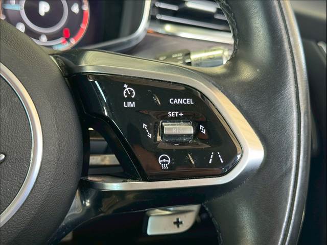 F-PACED200 内装他