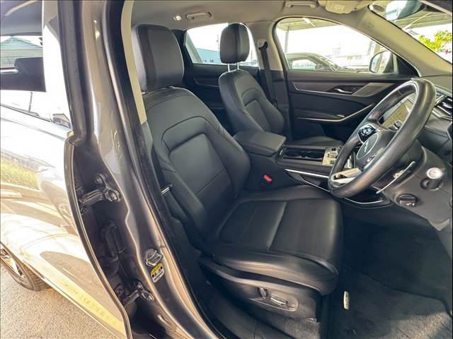 ジャガー F-PACEの画像7