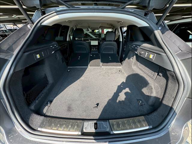 ジャガー F-PACEの画像18