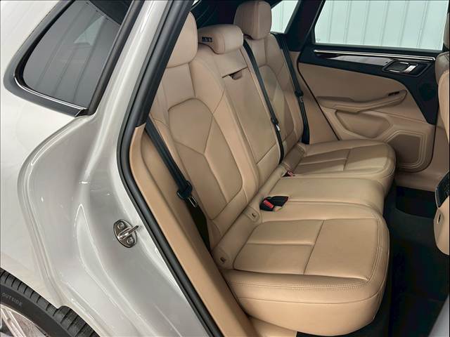 ポルシェ マカンの画像8