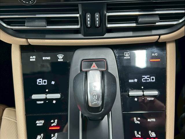 ポルシェ マカンの画像11