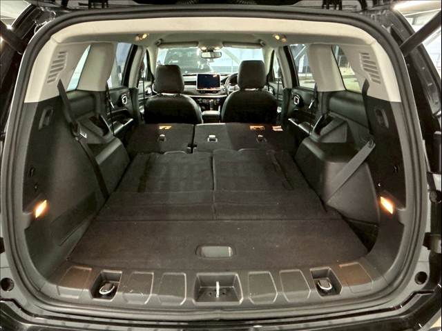 クライスラー&nbsp;JEEP COMMANDERの画像18