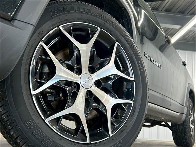 クライスラー&nbsp;JEEP COMMANDERの画像19