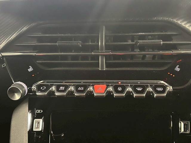 プジョー 208の画像11