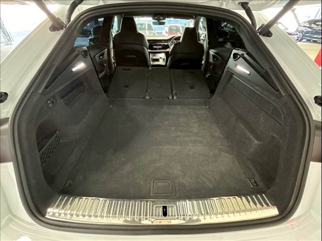 アウディ Q8の画像19