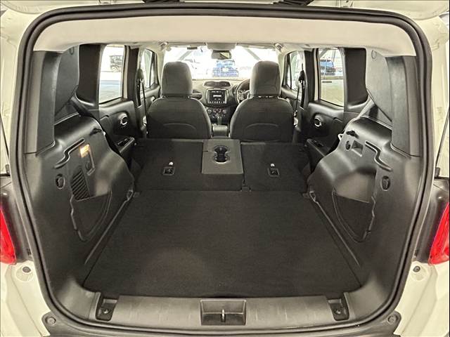 クライスラー JEEP Renegadeの画像18