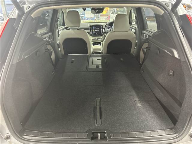 ボルボ XC40の画像18