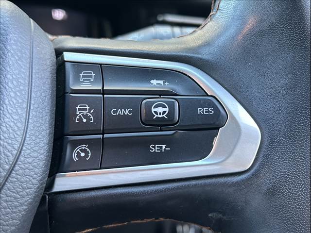 クライスラー JEEP COMMANDERの画像12