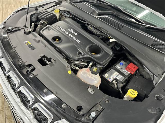 クライスラー JEEP COMMANDERの画像13