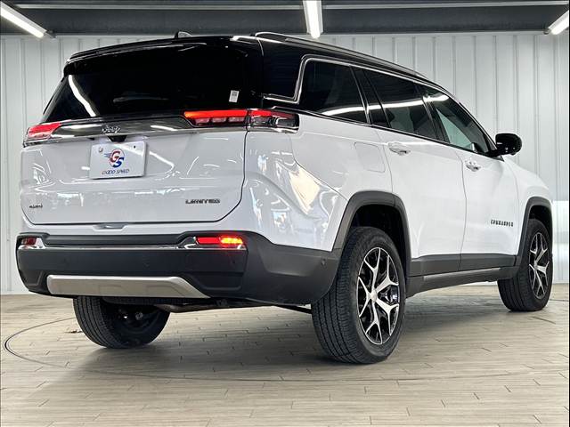 クライスラー JEEP COMMANDERの画像17