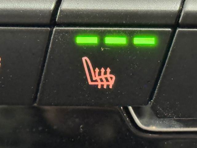 X1xDrive18d xLine RHD 内装他