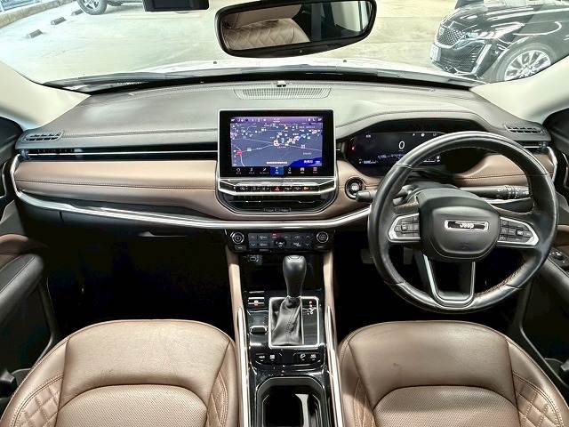 JEEP COMMANDERLimited 内装他