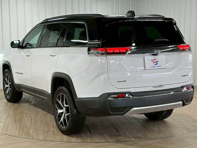 クライスラー JEEP COMMANDERの画像17