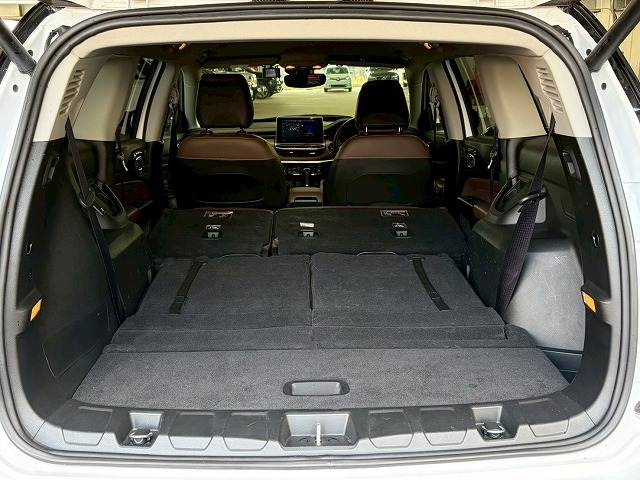 クライスラー JEEP COMMANDERの画像18