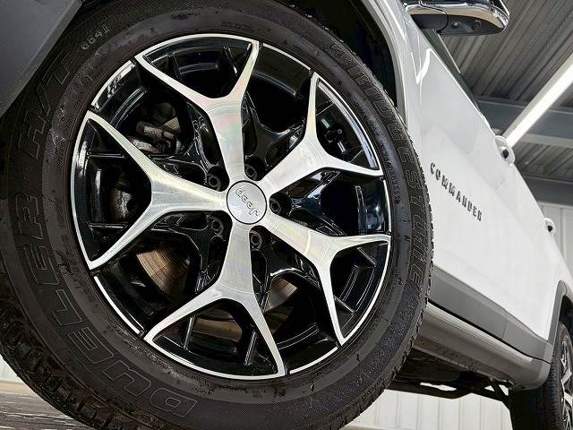 クライスラー JEEP COMMANDERの画像19