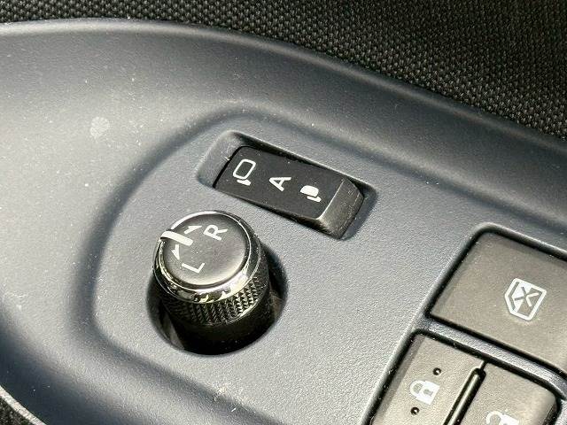 トヨタ ヴォクシーの画像8