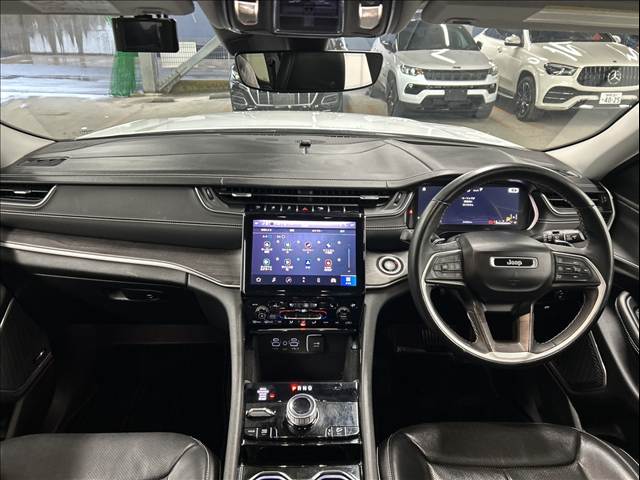 クライスラー&nbsp;JEEP GRAND CHEROKEE Lの画像3