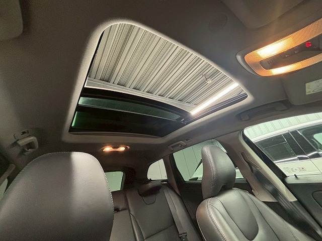 ボルボ&nbsp;XC60の画像3