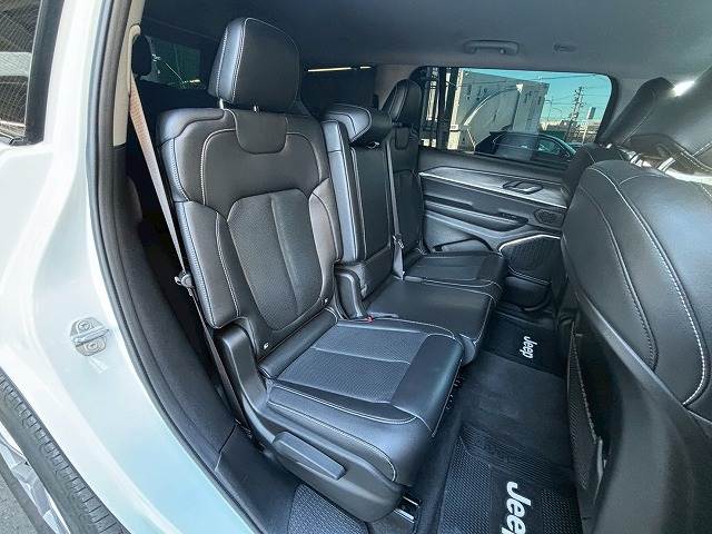 クライスラー&nbsp;JEEP GRAND CHEROKEE Lの画像8