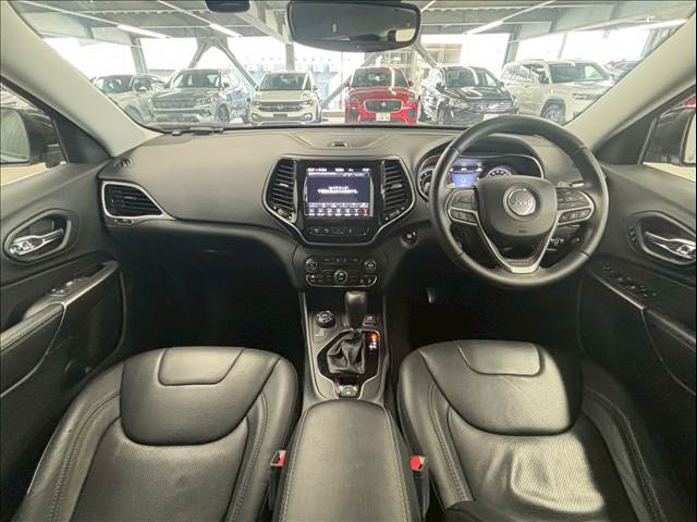 クライスラー&nbsp;JEEP CHEROKEEの画像3