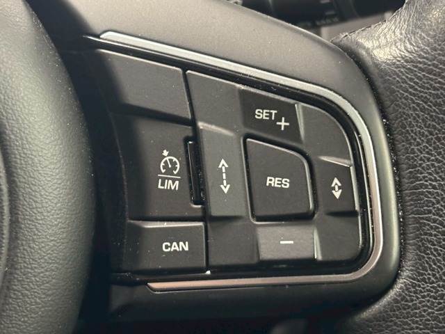 ジャガー E-PACEの画像9