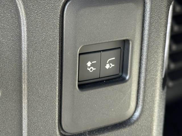 ランドローバー&nbsp;DEFENDERの画像11