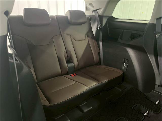 クライスラー&nbsp;JEEP COMMANDERの画像9