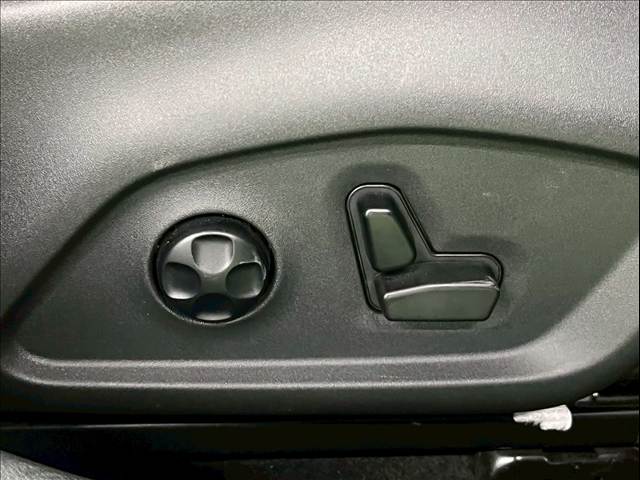 クライスラー&nbsp;JEEP COMMANDERの画像11