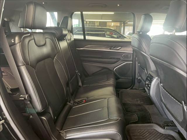 クライスラー&nbsp;JEEP GRAND CHEROKEE Lの画像8